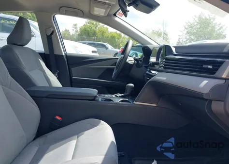 2025 Toyota Camry Le from USA, damaged, VIN 4T1DAACK0SU101838